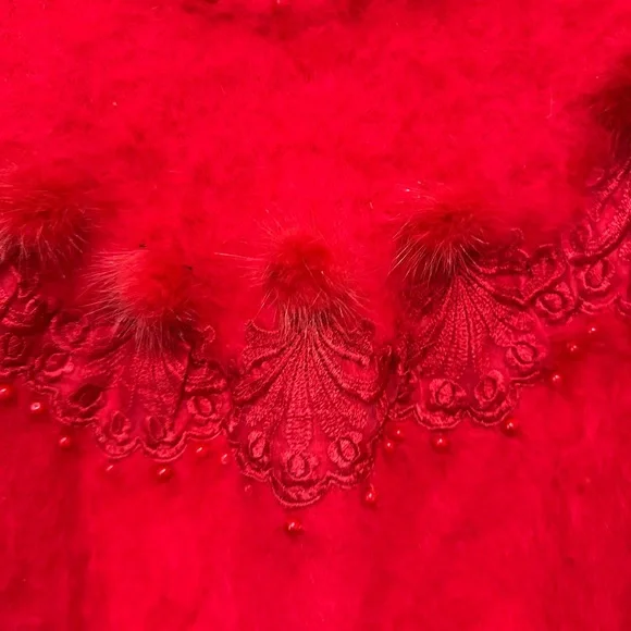 Elegant Red Crew Neck Sweater - Picture 3 of 5